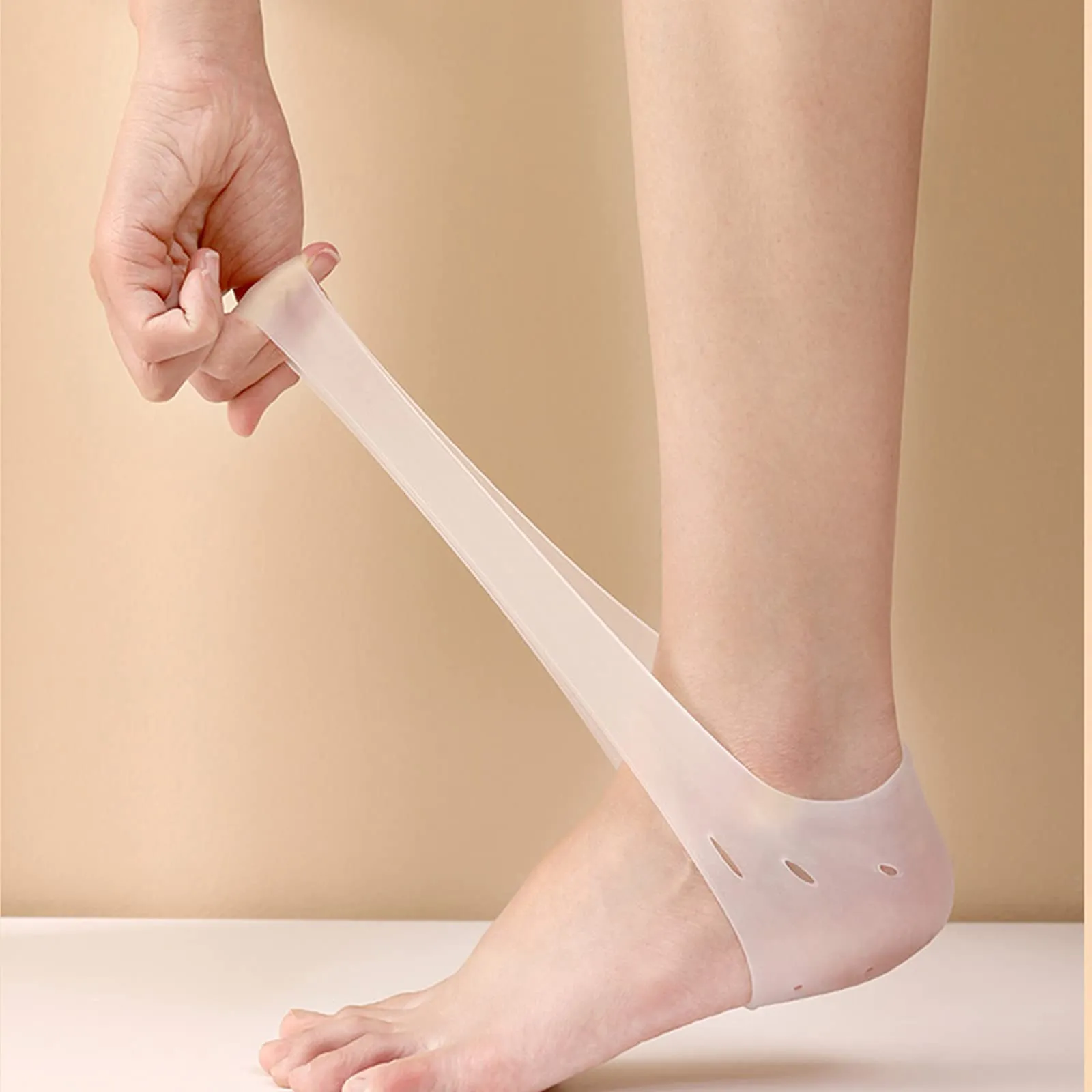 2 Pairs Heel Pads Silicone Gel Heel Protection Heel Gel Pads Heel Socks for Heel Spurs Plantar Fasciitis, Very Suitable for Heel Pain, Dry Cracked Heel for Women Men
