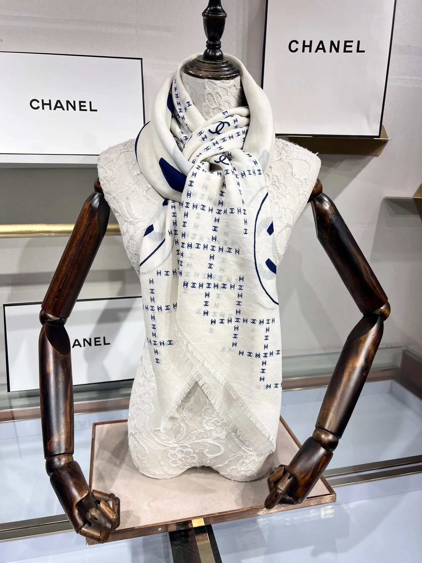 CLTH350 CC Square Cashmere Scarf / 140x140cm(55.1x55.1in)