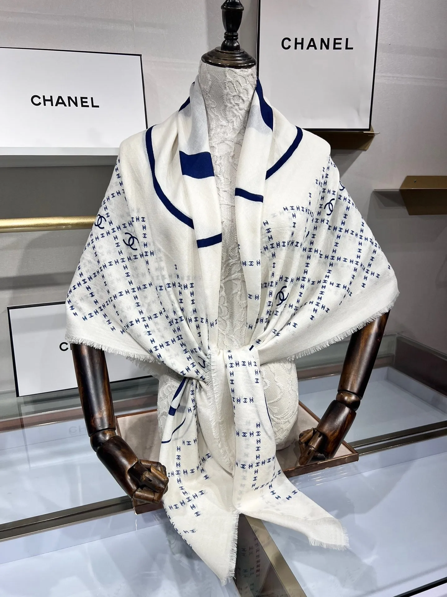 CLTH350 CC Square Cashmere Scarf / 140x140cm(55.1x55.1in)