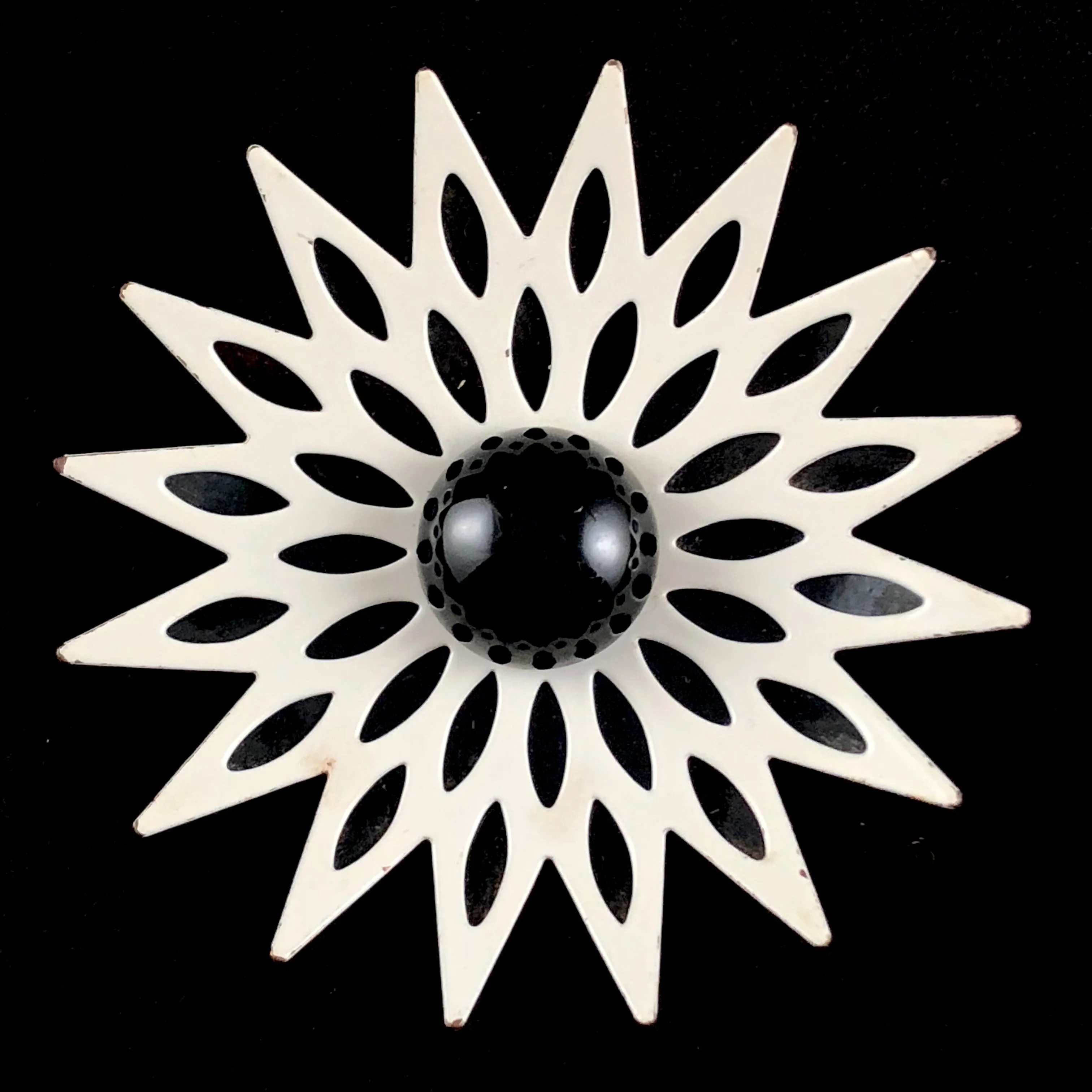 Late 60s/ Early 70s Black & White Enamel Flower Brooch